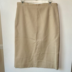 Vintage Pendleton 100% Virgin Wool Pleated Lined Beige Tan Midi USA Made Size 8